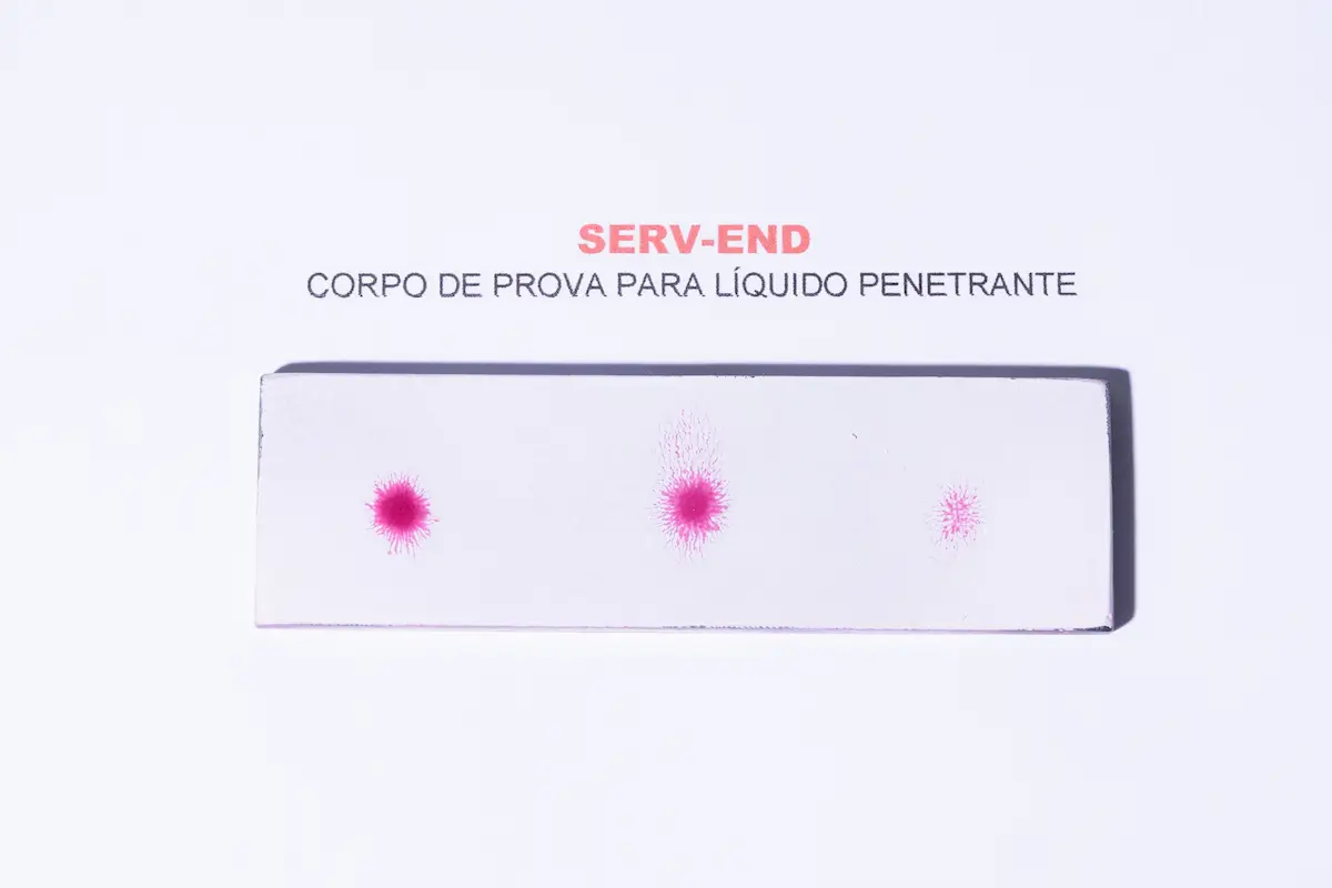 Padrão para inspeção de END por Líquidos Penetrantes